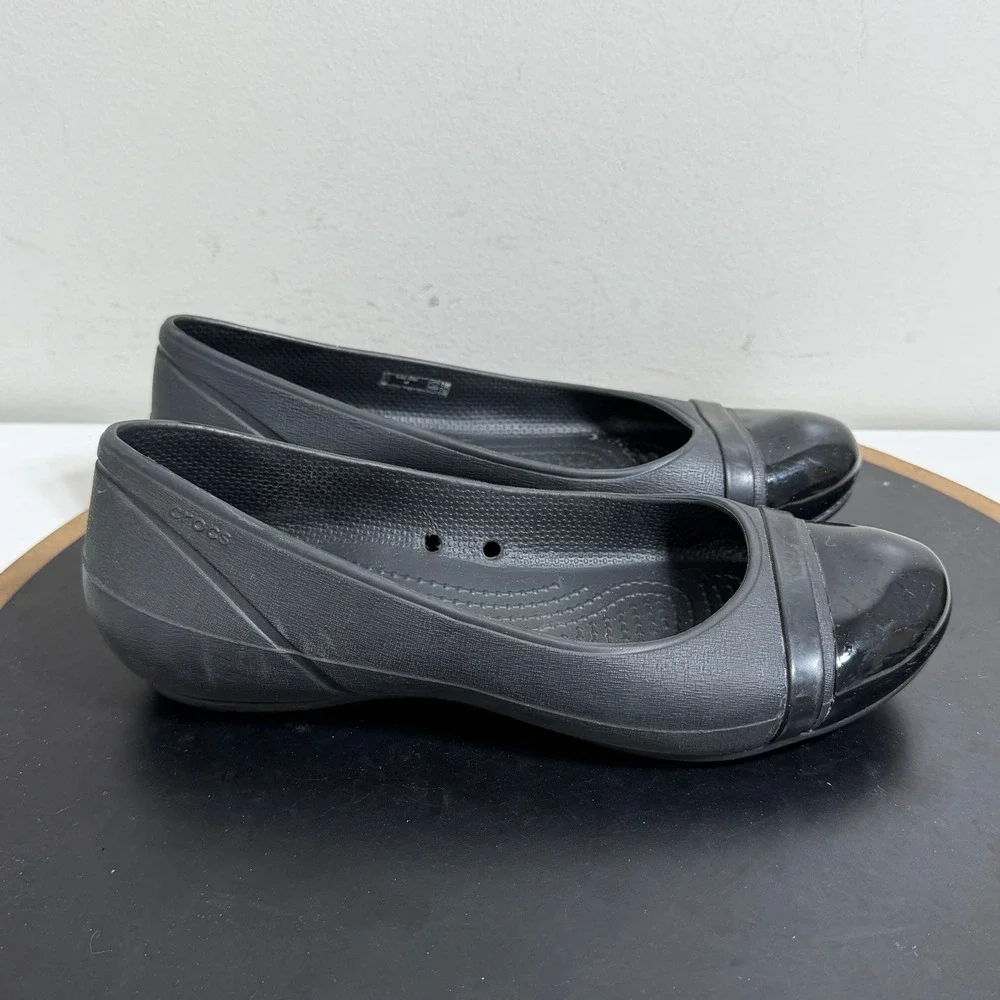 Crocs Cap Toe Ballet‎ Flats Women US 6 Black Slip On Comfort Shoes Casual